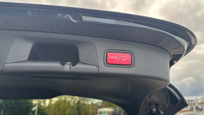 Mercedes-Benz GLA 220d 4Matic AMG Line 5dr Auto Diesel Hatchback